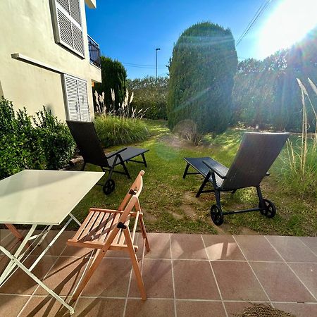 Apartament Amb Piscina I Aparcament - Baixos Amb Jardinet 卡莱利亚德帕拉弗鲁赫尔 外观 照片