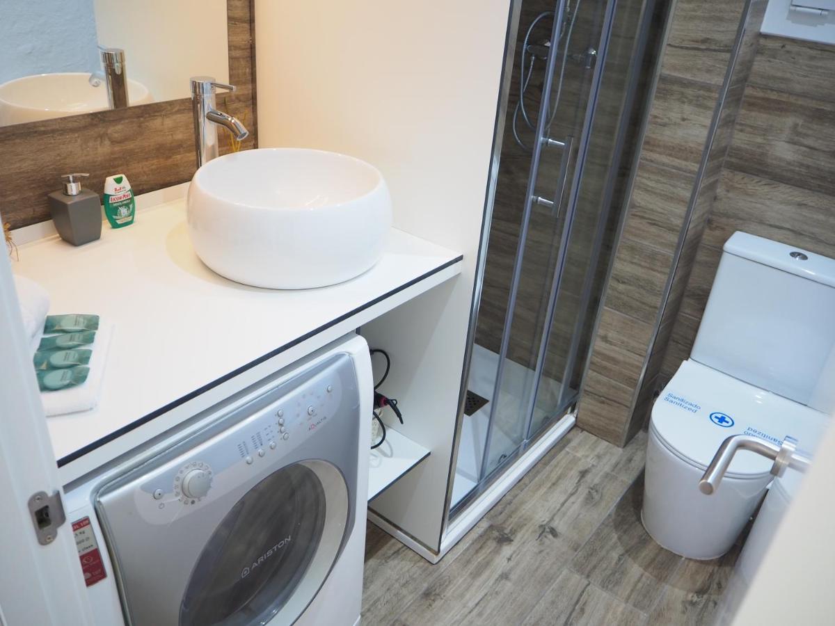 Apartament Amb Piscina I Aparcament - Baixos Amb Jardinet 卡莱利亚德帕拉弗鲁赫尔 外观 照片