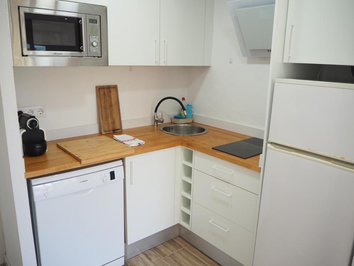 Apartament Amb Piscina I Aparcament - Baixos Amb Jardinet 卡莱利亚德帕拉弗鲁赫尔 外观 照片